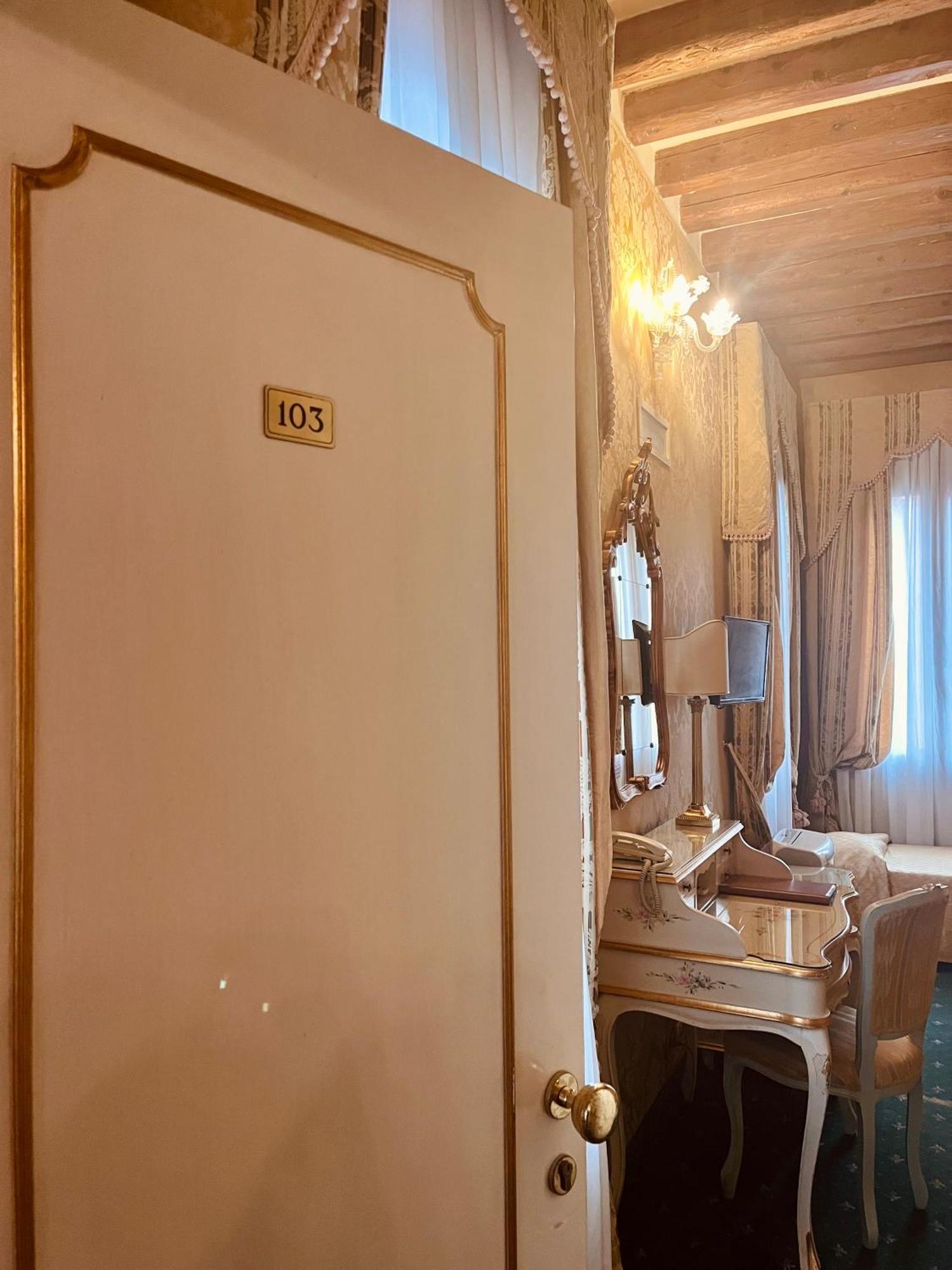 Locanda Correr Venice Luaran gambar